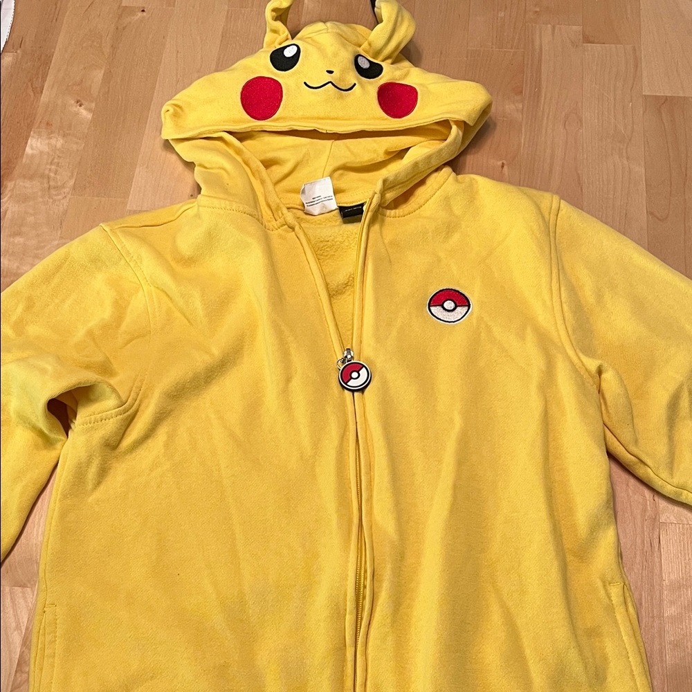 Pokémon Pikachu hoodie, kids size large